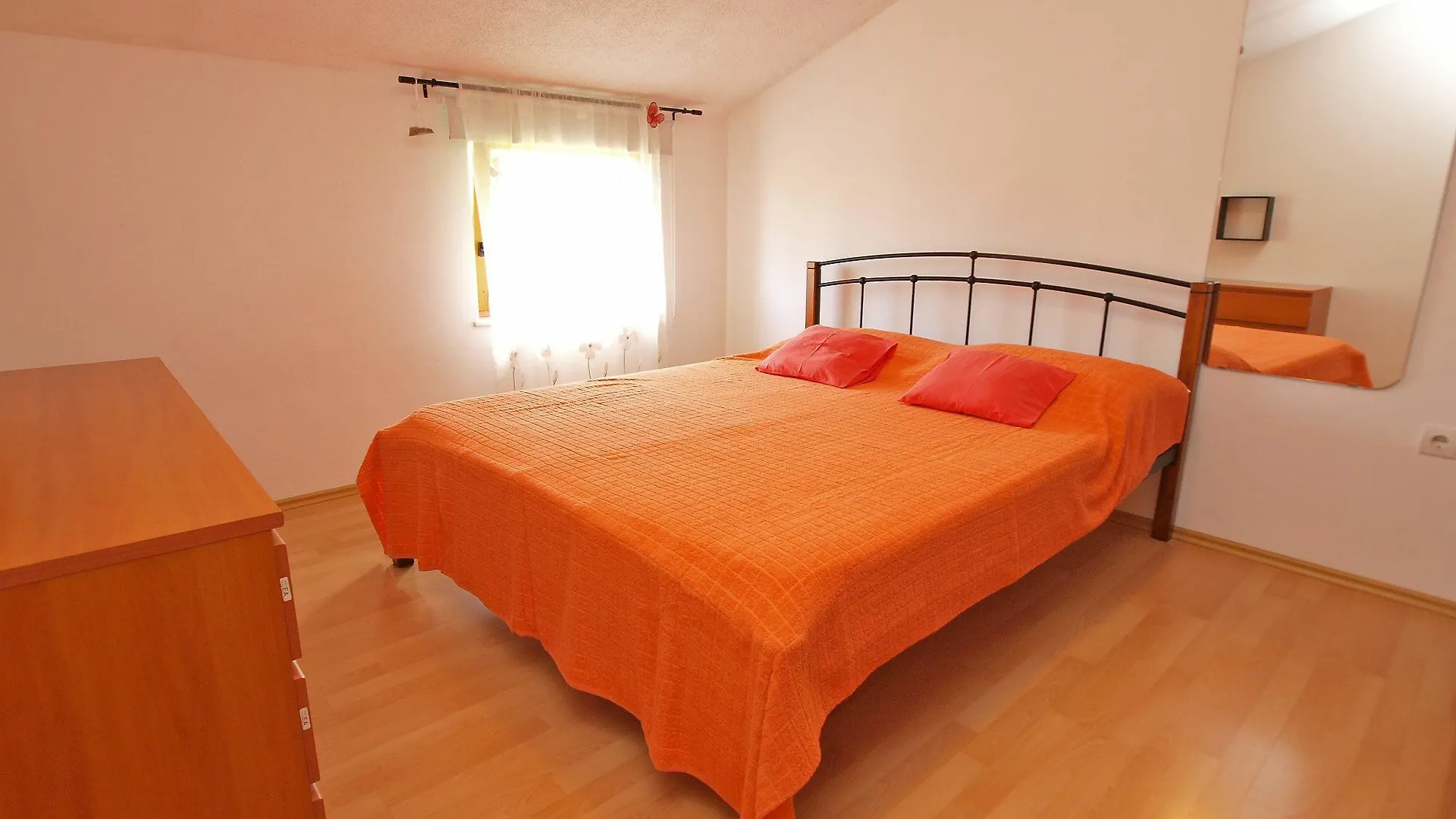 Apartments Mara 44 location